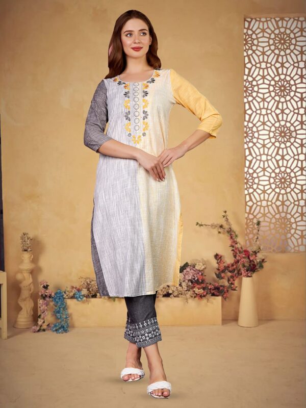 sanaa Womens Printed Cotton Round Neck Embroidered Kurti – J-2480