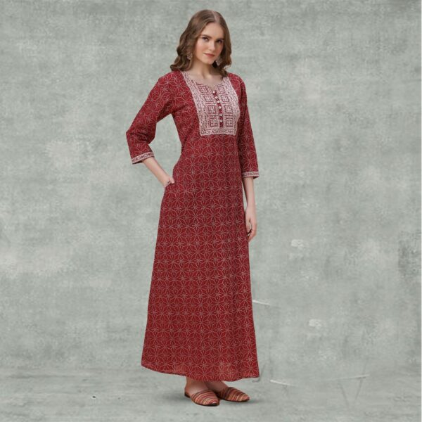 sanaa Women’s Full Length Elegant Embroidered Rayon Nighty with Pockets (EN-126)