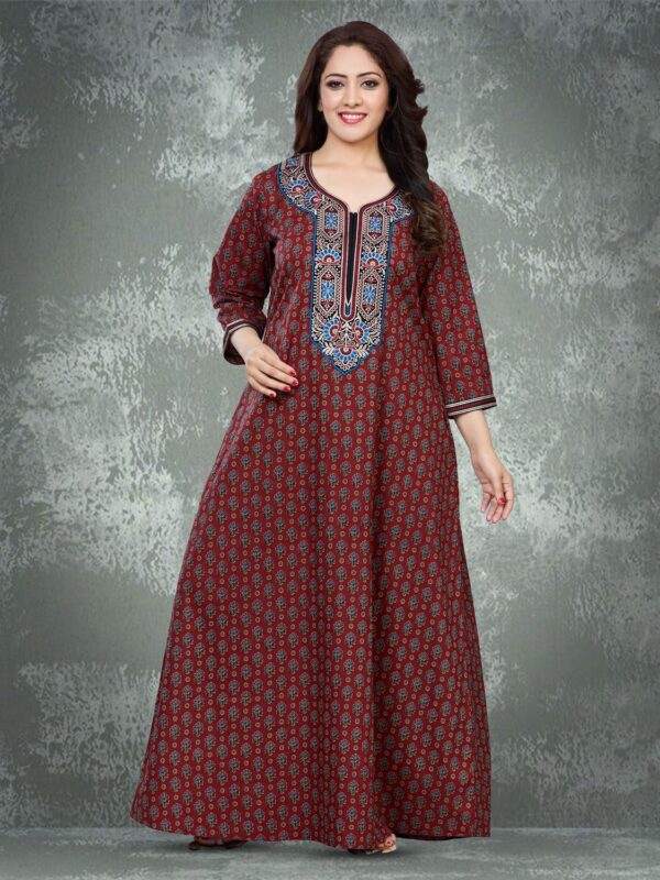 sanaa – Women’s Printed 3/4th Sleeve Sweetheart Neck Full Length Embroidered Nighty – EN-138